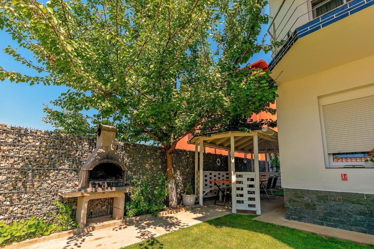 Vila Mosel Două Mai Kültér fotó
