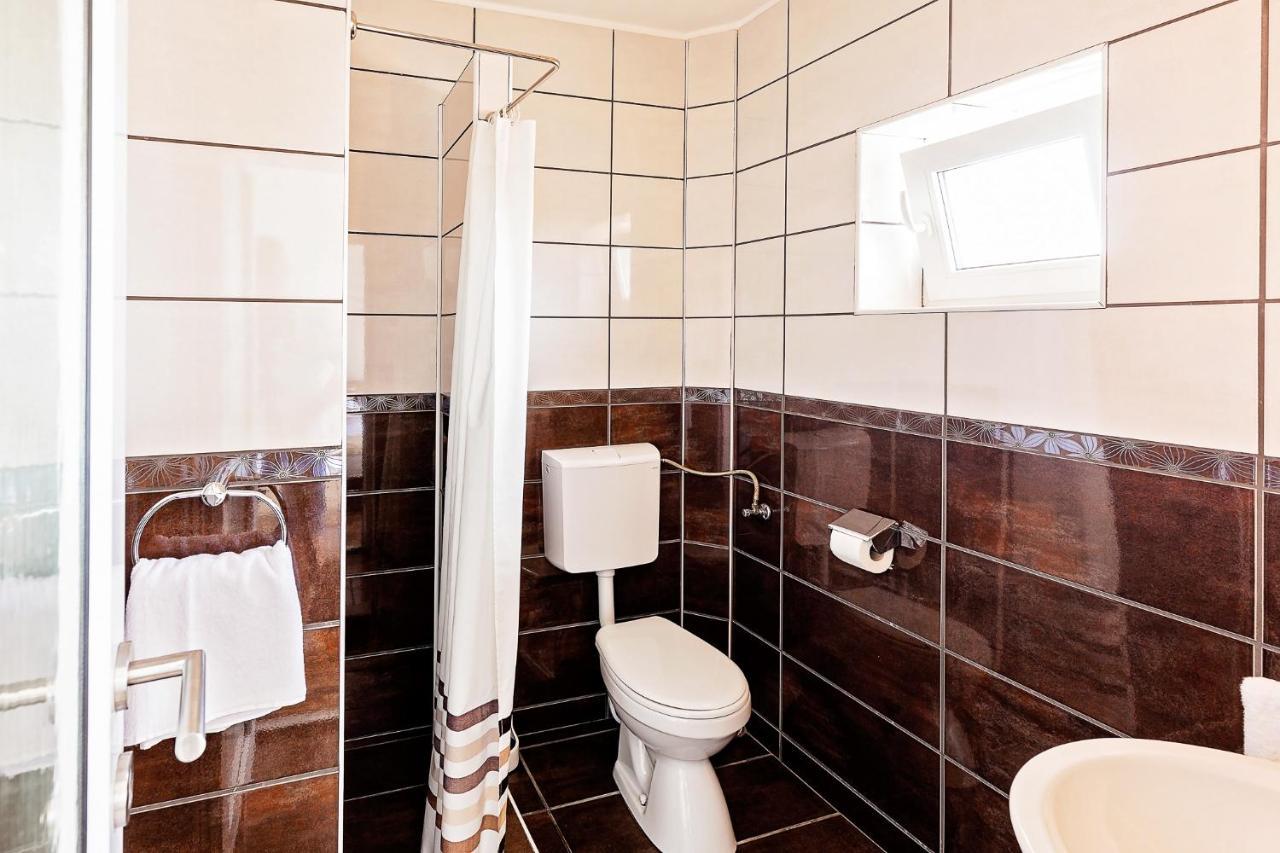 Vila Mosel Două Mai Kültér fotó
