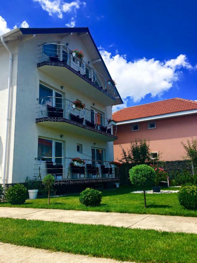 Vila Mosel Două Mai Kültér fotó